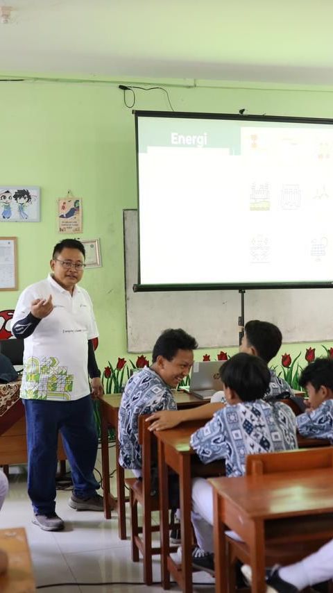 Sekolah Energi Berdikari Pertamina Edukasi 4.685 Siswa Kenali Energi Bersih