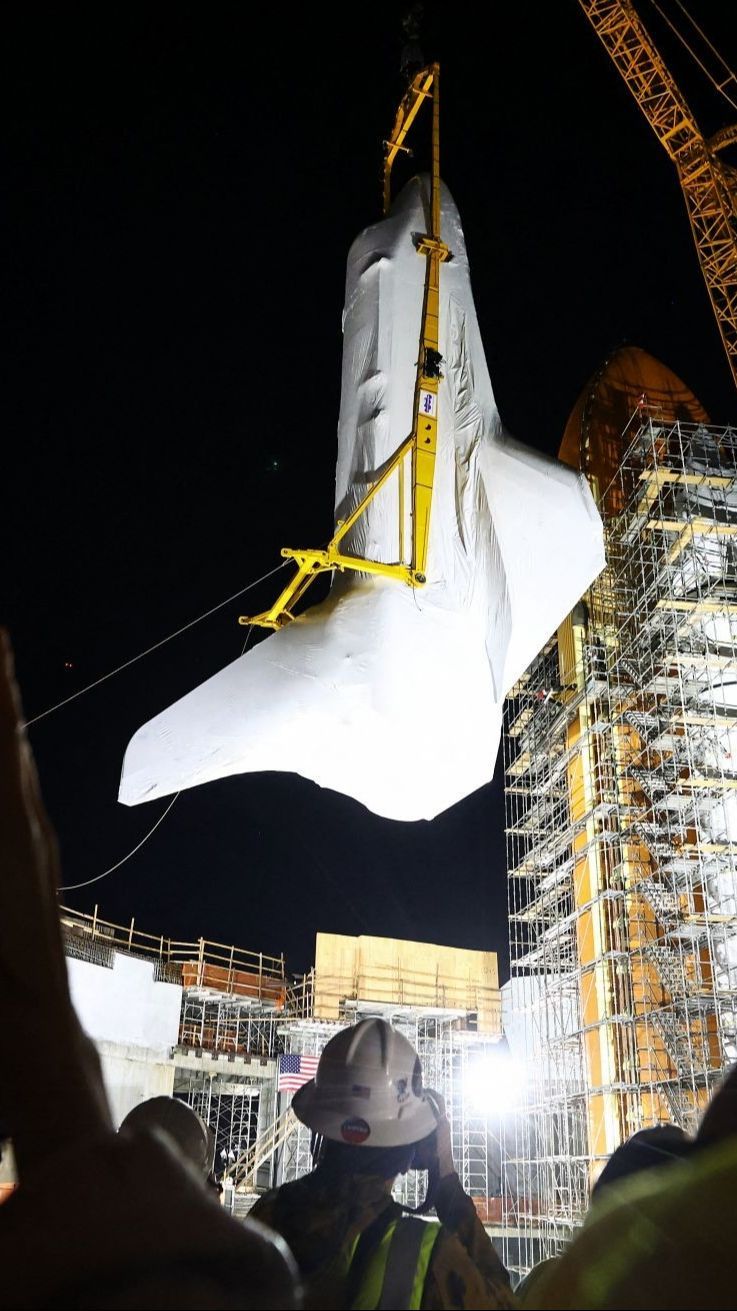 FOTO: AS Bangun Museum Raksasa di Los Angeles, Pesawat Ulang-Alik NASA, Endeavour Jadi yang Terbesar Dipajang