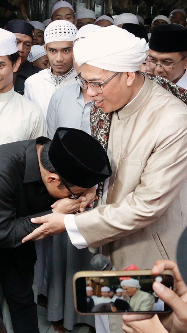 Cak Imin Sowan ke Abuya Muhyiddin di Sumedang: Kalau Kami Menang Jalankan Cita-Cita Kiai