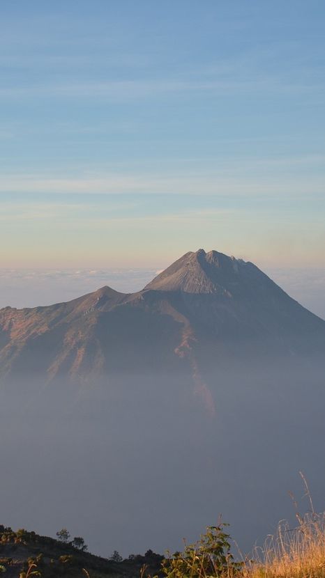 5 Mitos Gunung Slamet, Pendaki Wajib Tahu