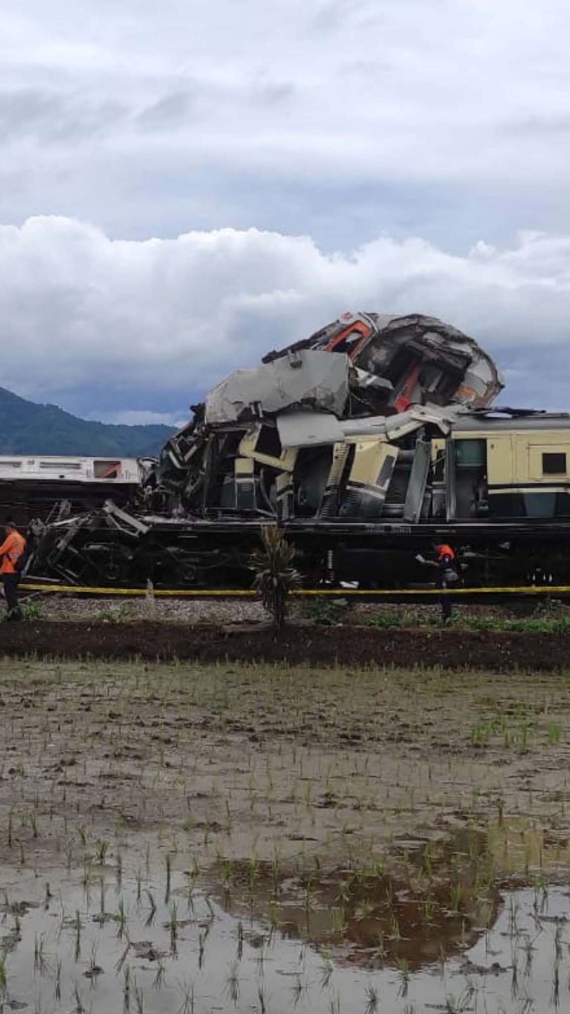 Imbas Tabrakan Kereta di Cicalengka, KAI Batalkan 9 Perjalanan KA