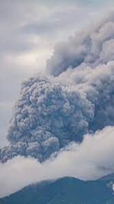 Gunung Marapi Erupsi, Bandara Internasional Minangkabau Padang Ditutup Sementara