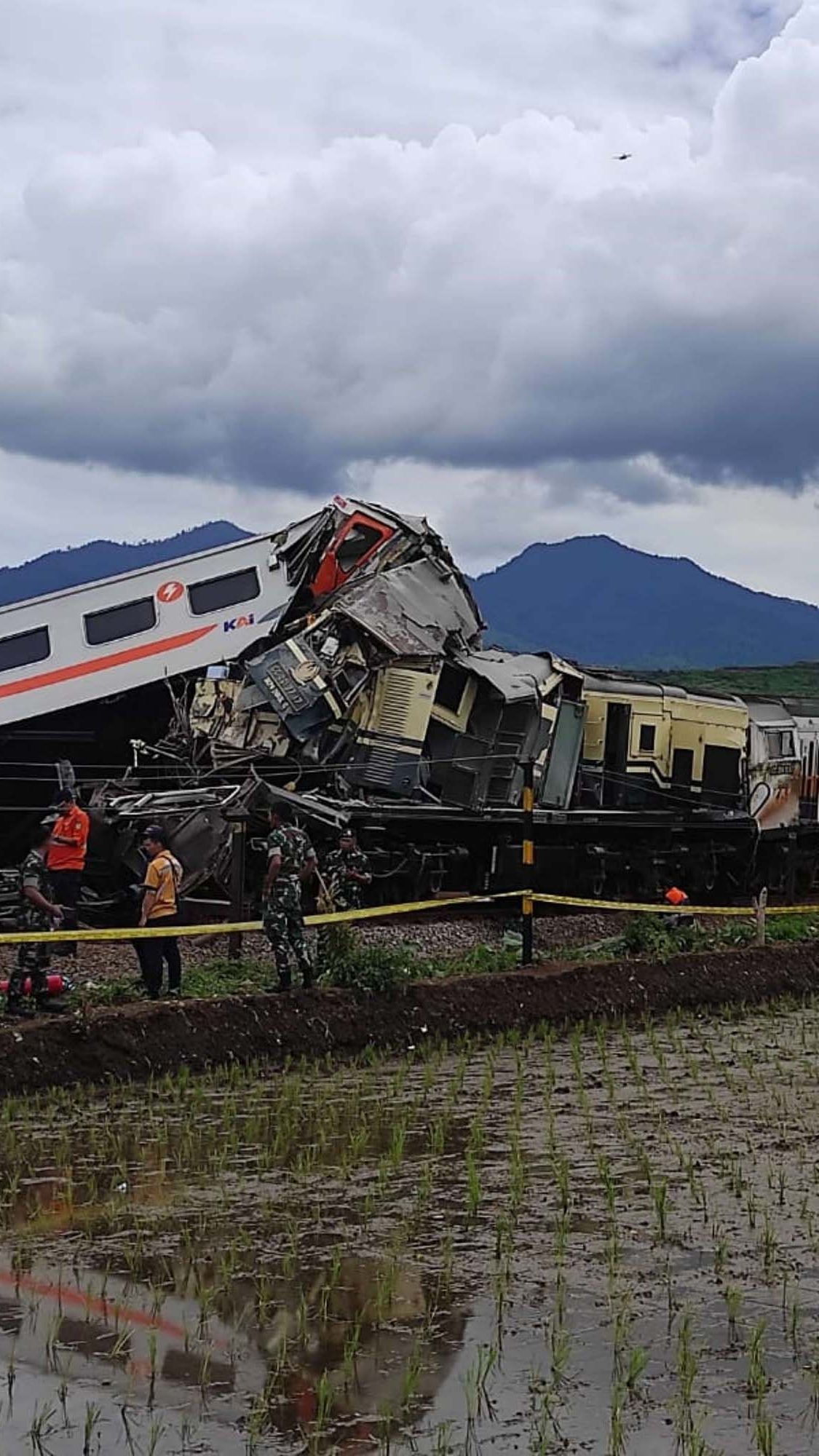 Skenario Evakuasi Korban Terjepit usai Kereta Turangga Tabrakan dengan KA Lokal Bandung