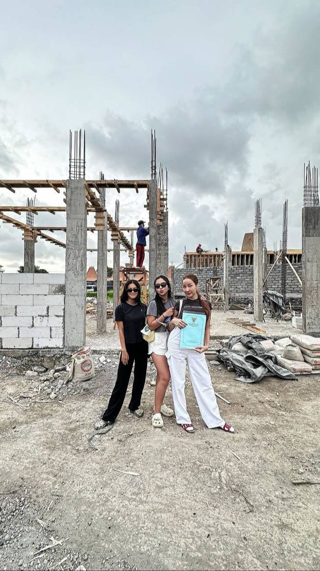 Sudah Kembali Bergelimang Harta, Potret Lucinta Luna Bangun Villa Baru nan Mewah di Canggu Bali