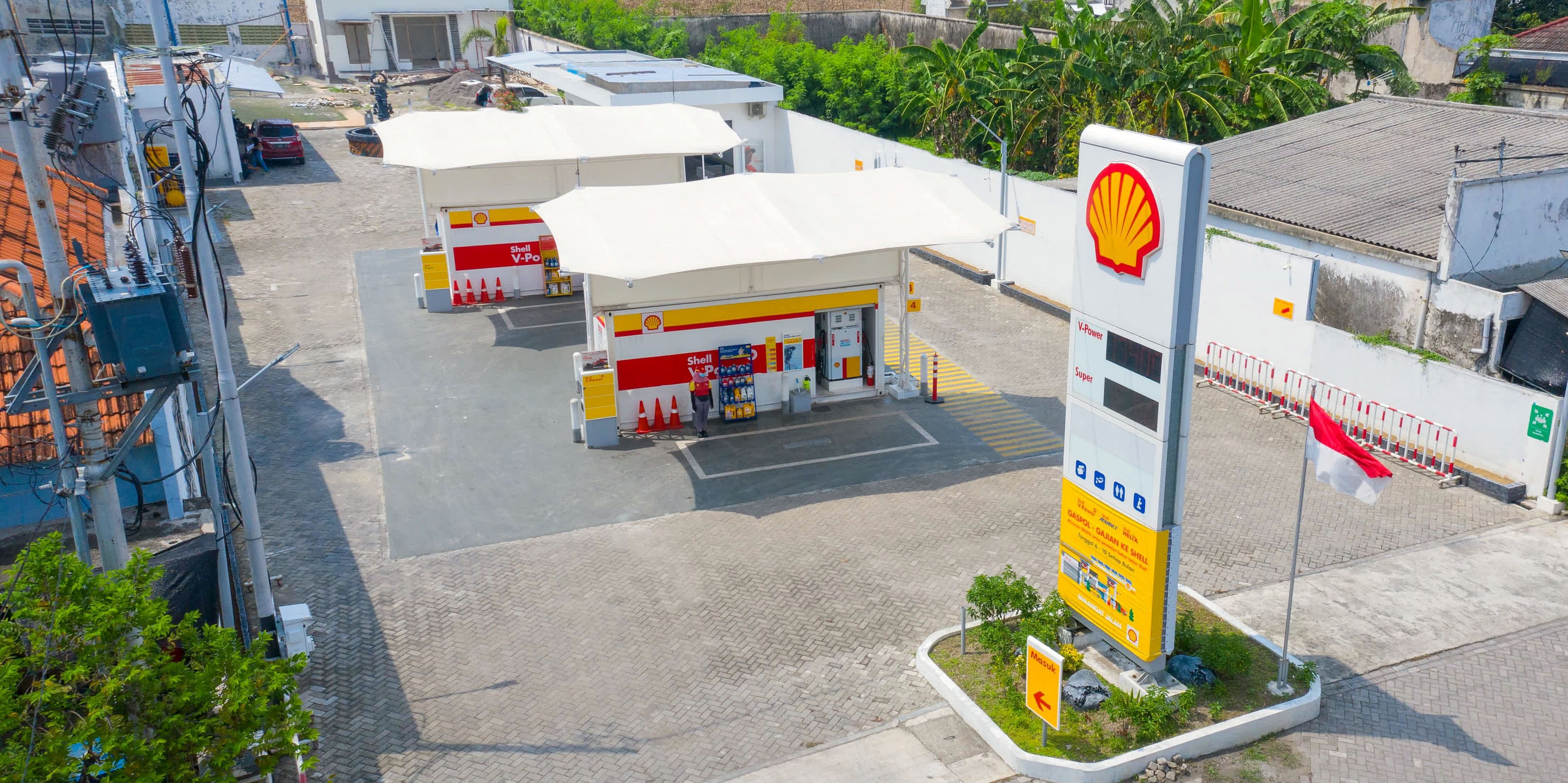 Harga BBM Shell Turun Mulai Hari Ini, Shell Super Setara Pertamax Kini Hanya Rp12.290 per Liter