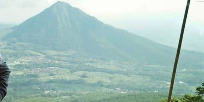 Kisah Tragis di Balik Keindahan Gunung Telomoyo, Musibah Dahsyat Menewaskan Satu Kelompok Wayang Kulit