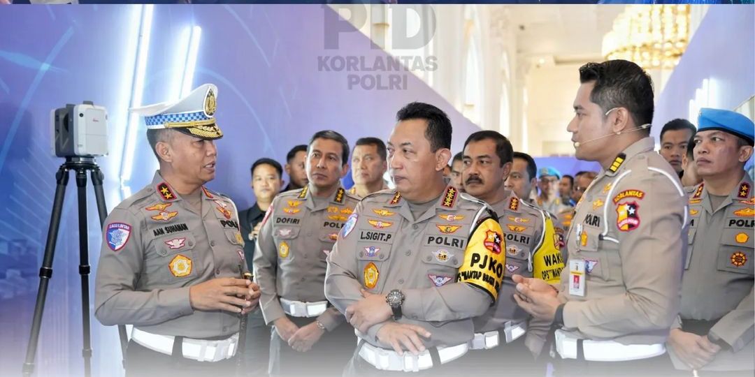 Perwira Polisi Tiba-Tiba Dihampiri lalu Dibisiki Jenderal Lulusan Terbaik, Ucapannya Menggetarkan Hati