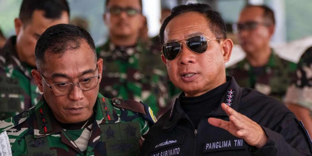 Gagah Berkacamata Hitam, Ini Momen Panglima TNI Cek Kesiapan Jelang HUT Ke-79, Diapit Duo Jenderal Batak