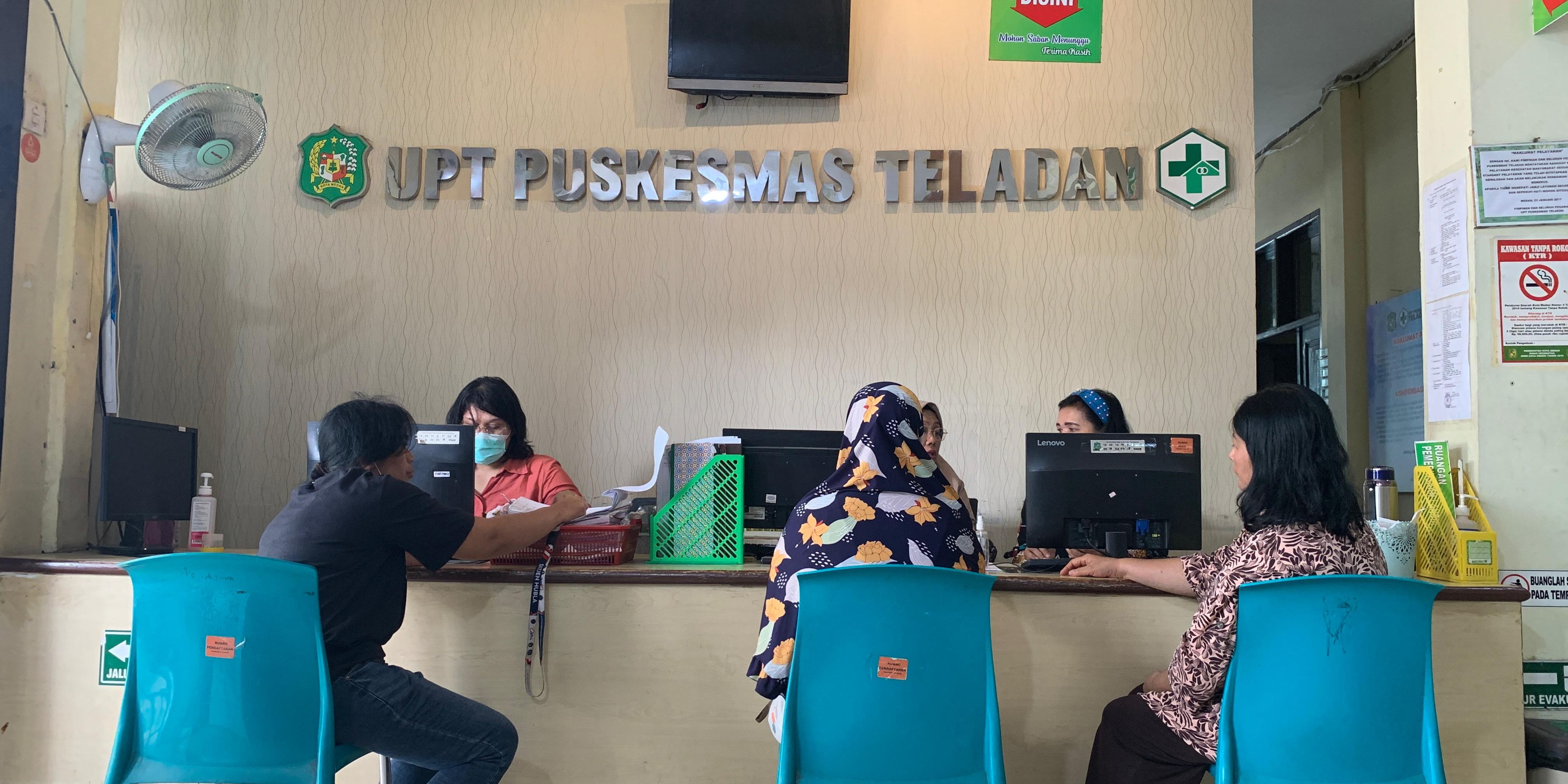 Terbantu Program UHC JKMB, Sudah 138 Warga Berobat Gunakan KTP di Puskesmas Teladan