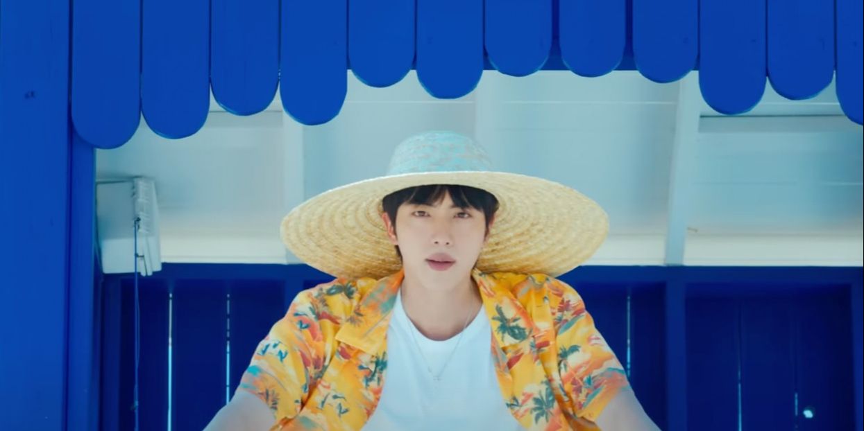 Jin BTS Mendadak Comeback dengan Merilis Single Digital yang Kocak Berjudul 