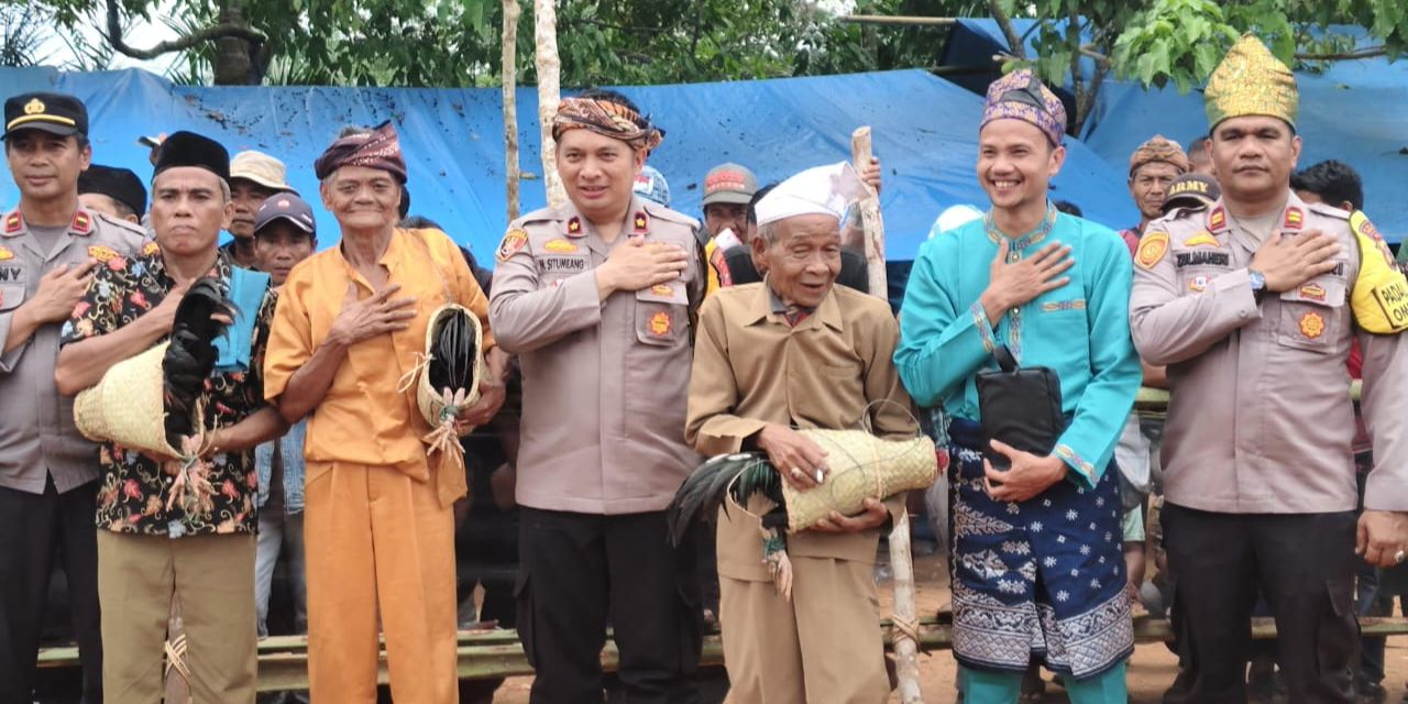 Membangun Kesadaran Politik Melalui Pesta Adat Gawai Kebatin