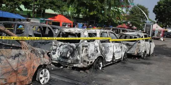 Malam Mingguan di Jaksel Titip Camry ke Valet, Malah Habis Terbakar