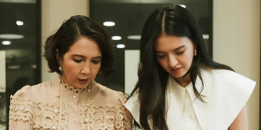 Potret Cantik Ibunda Raline Shah Diperayaan Ulang Tahunnya, Senyum Manisnya Mirip Banget sama Sang Putri