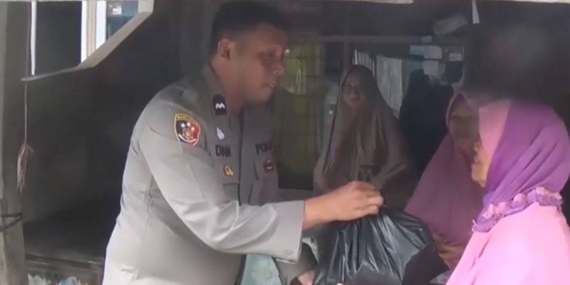 Cerita Polisi di Padang Peduli Stunting, Rela Sisihkan Gaji Demi Beri Makanan Bergizi ke Anak yang Membutuhkan