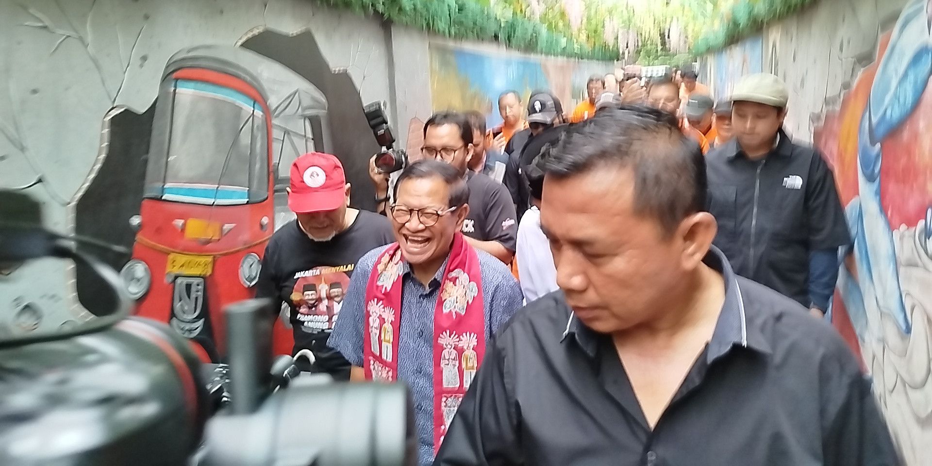 Kehadiran Pramono di Rumah Prabowo Bahas Posisi PDIP di Kabinet? Ini Kata Dasco