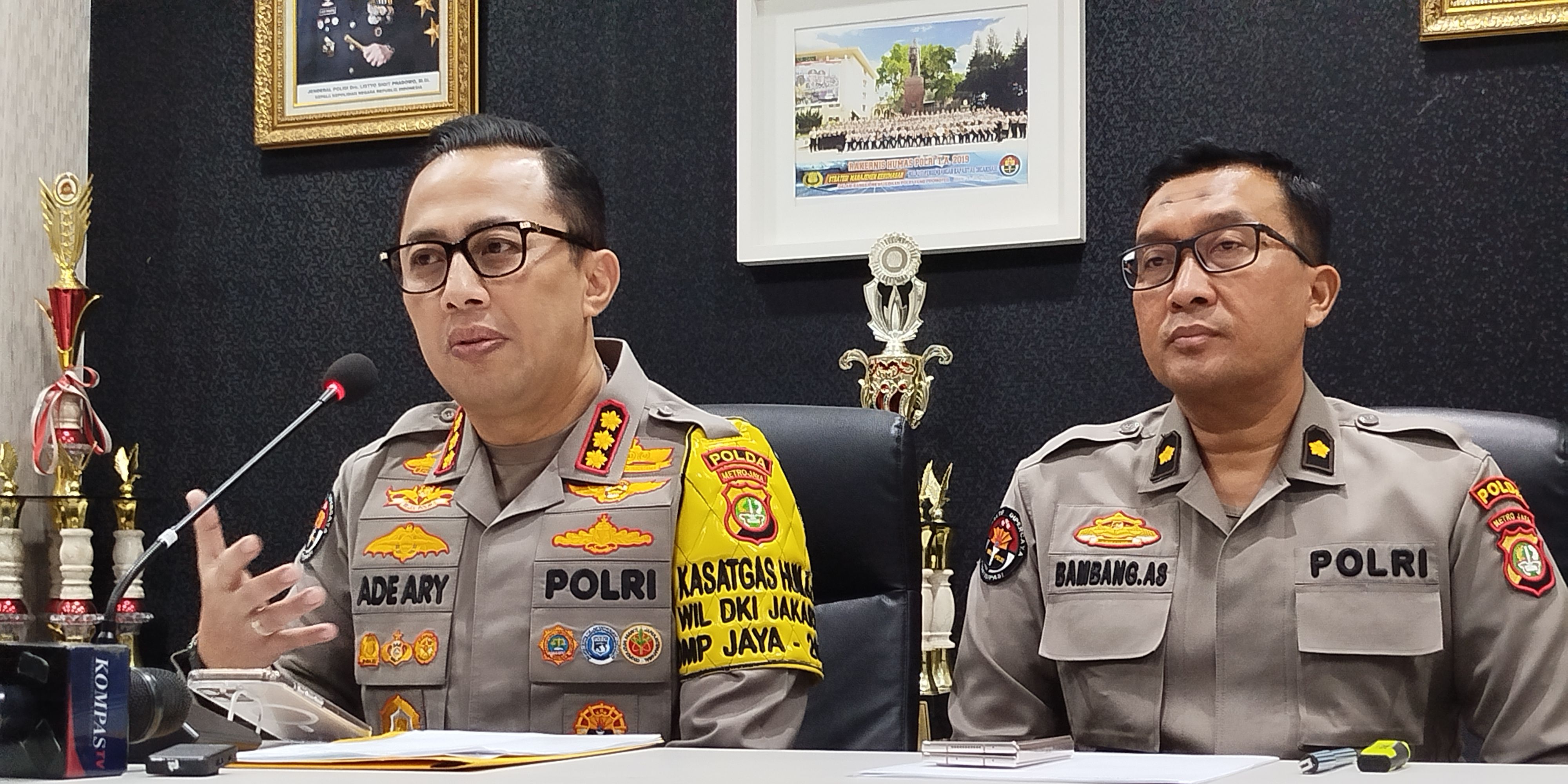 Duduk Perkara Olla Ramlan Polisikan Buzzer Serang Keluarganya