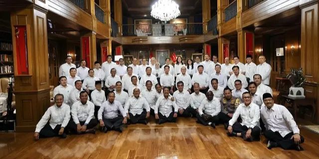 Geliat Isu Kabinet Prabowo-Gibran di Media Sosial: Netizen Menyambut Netral dan Positif