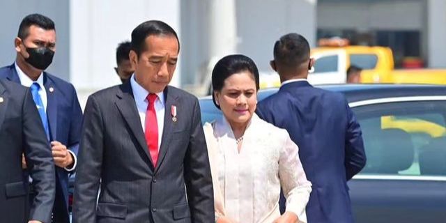 Ini Filosofi Bunga yang Ditanam Presiden Jokowi & Ibu Iriana Sebagai Kenang-Kenangan Jelang Pensiun