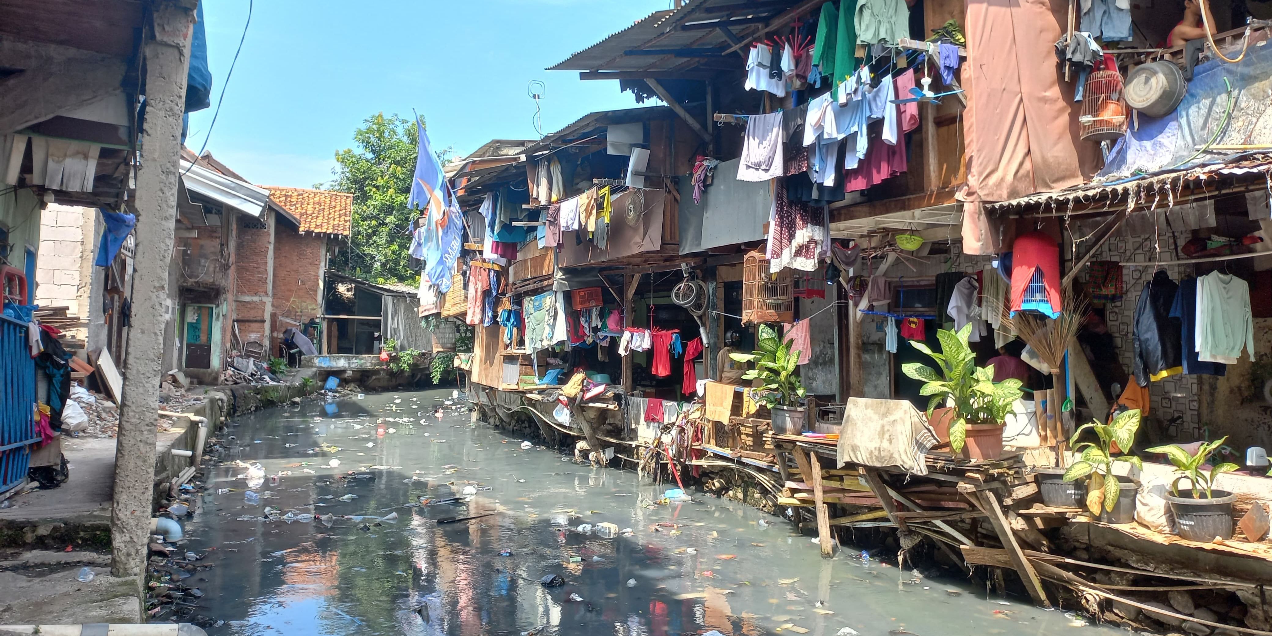 Akar Masalah Kemiskinan di Indonesia: Sengaja Dibuat, Fee Proyek sampai Budaya Politik