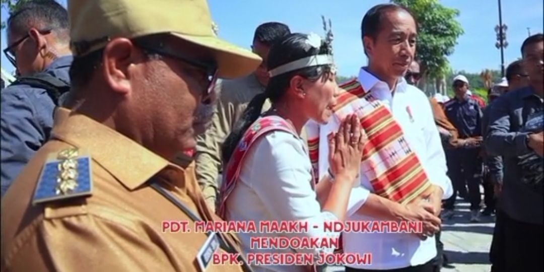 Usai Resmikan Bendungan Terbesar di NTT, Jokowi Bersama Keluarga Didoakan Pendeta