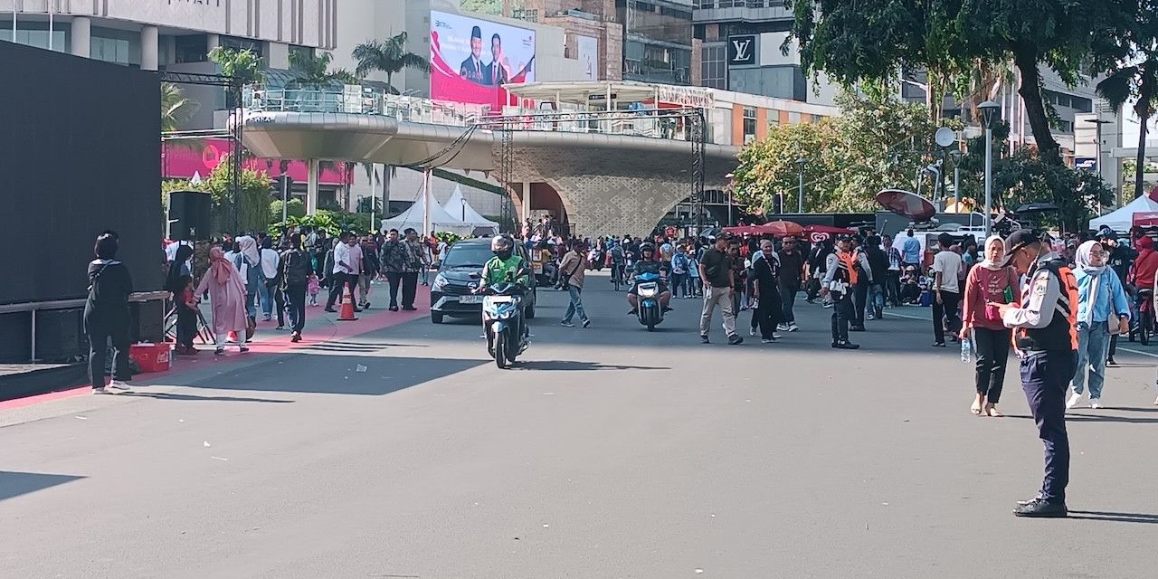 Pesta Rakyat Berakhir, Jalan Sudirman-Bundaran HI Kembali Dibuka