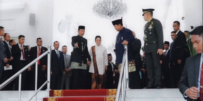 Momen Jokowi dan Prabowo Saling Persilakan Duluan Turun Tangga Istana, Didit Hediprasetyo Bereaksi Begini