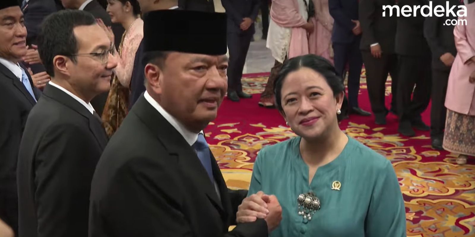 VIDEO: Puan Anak Mega & Budi Gunawan Foto Bareng, Prabowo Salam Komando Usai Pelantikan di Istana