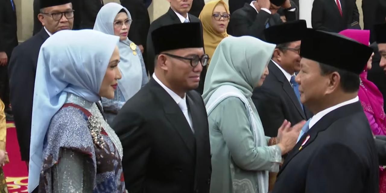 Momen Dahnil Anzar Simanjuntak Tak Kuasa Tahan Tangis saat Berhadapan dengan Prabowo Usai Pelantikan