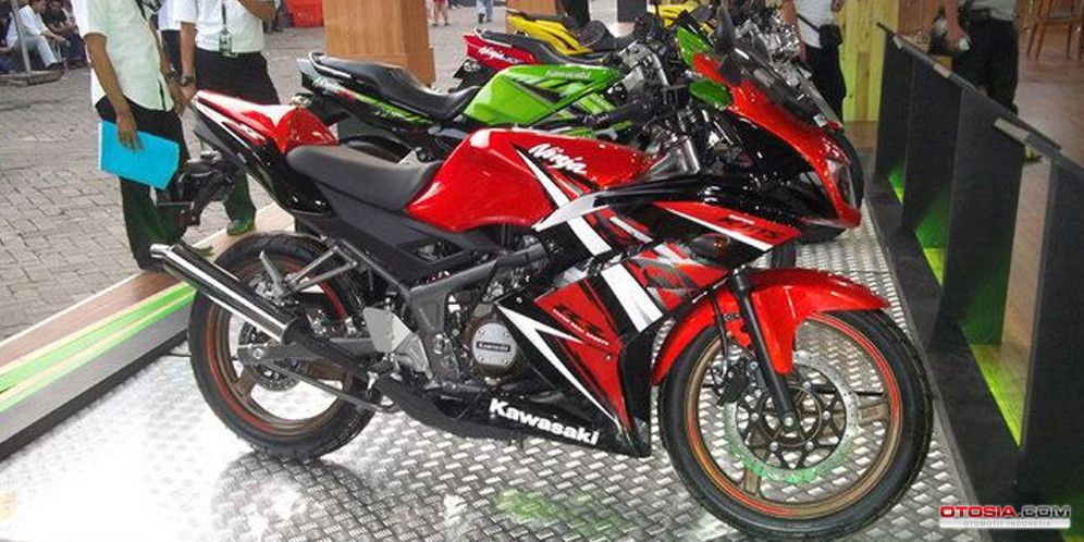 Daftar Motor Kawasaki Ninja 2 Tak yang Masih Banyak Diburu