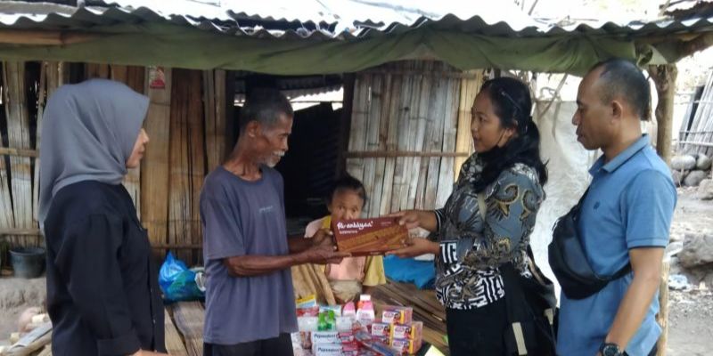 Cerita Perjuangan Lansia Buruh Tani Bertahan Hidup, Tinggal di Gubuk Reyot dan Listrik Andalkan Tetangga