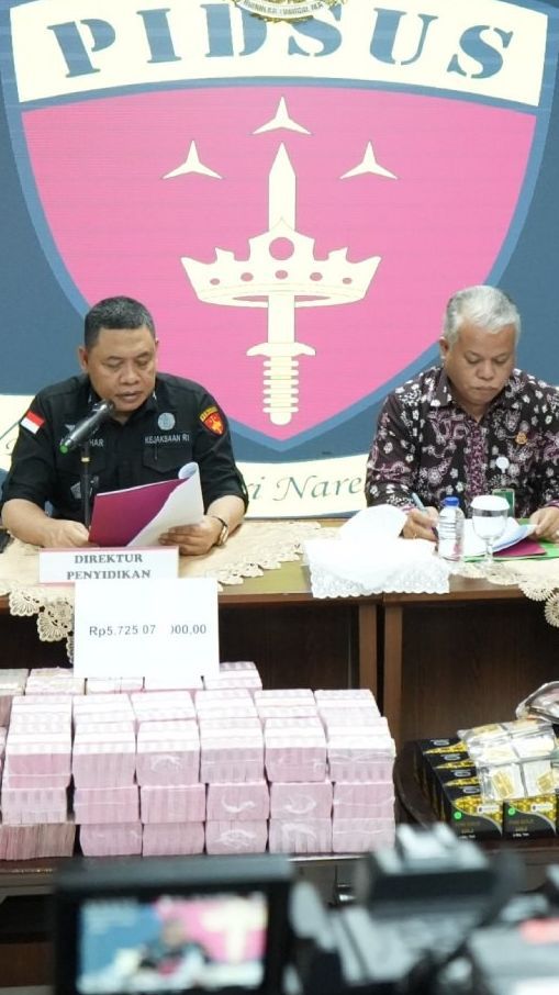 Kejaksaan Agung Temukan Uang Tunai Rp920 Miliar Dan Emas 51 Kg Di Rumah ...