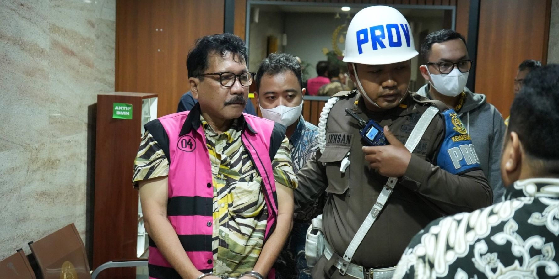 VIDEO: Kejagung Bongkar Suap Ronald Tannur, Zarof Pensiunan MA Tersangka Harta Rp1 Triliun