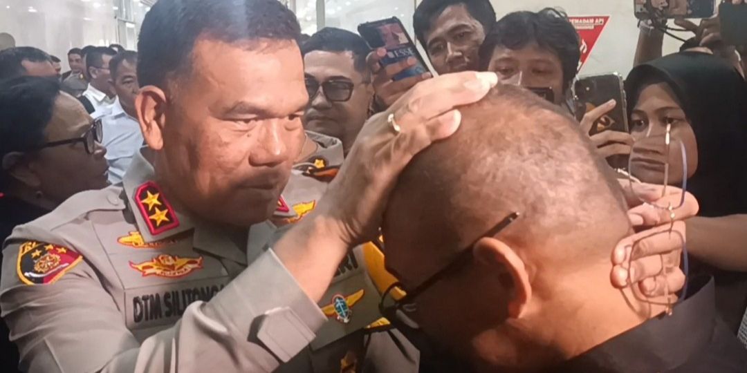 VIDEO: Kejutan Ipda Rudy Soik Usai Rapat Komisi III, Kepala Dielus Kapolda Hingga Bongkar Hoaks