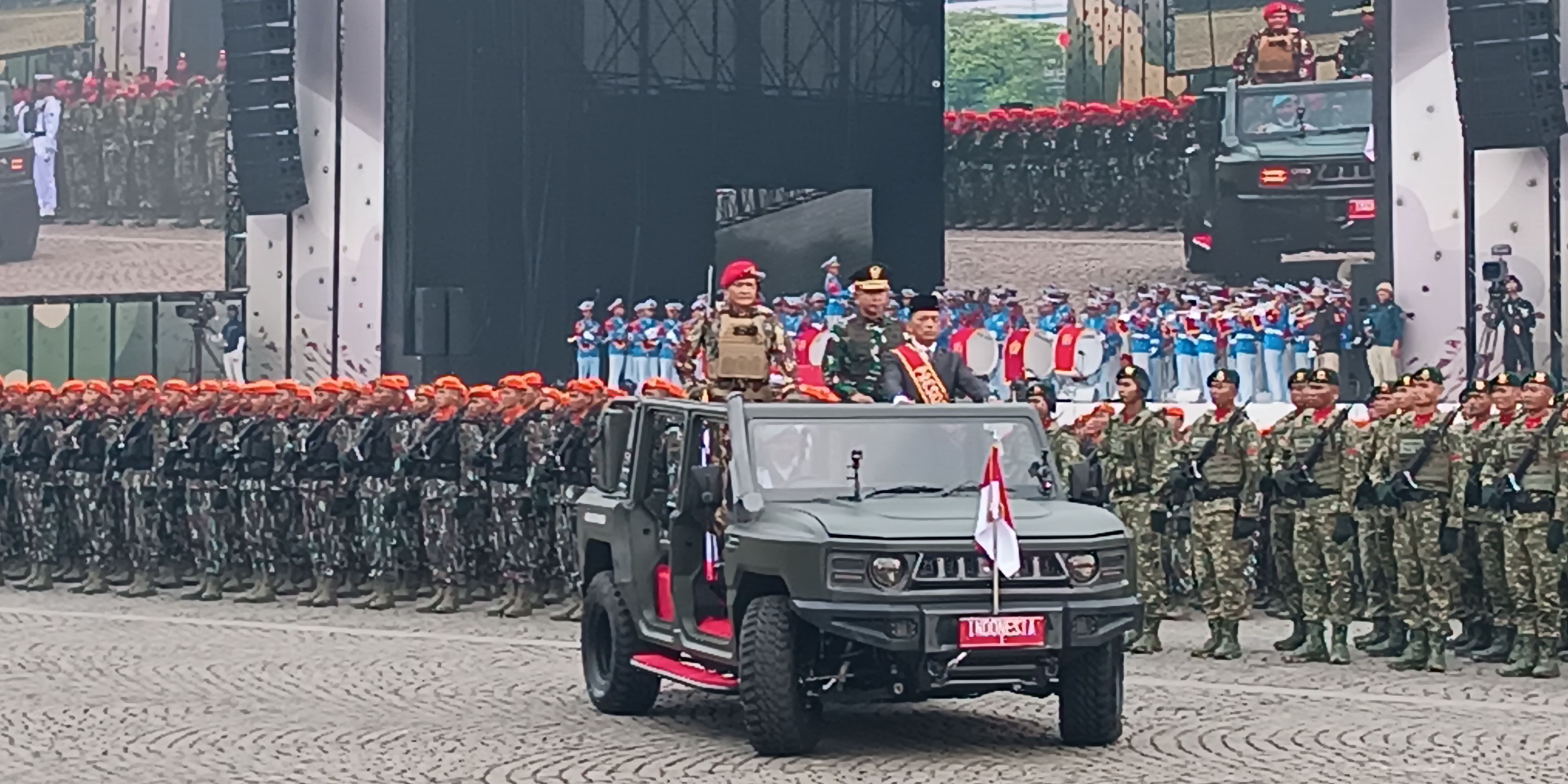 Potret Gagah Jenderal TNI Agus Subiyanto Naik Maung Cek Pasukan Jelang HUT ke-79 TNI