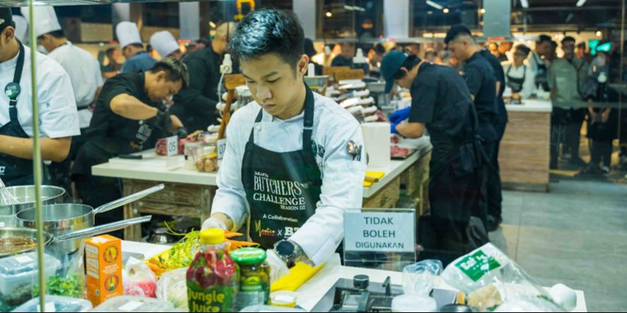 'Kompetisi Tukang Daging' 2024 Kembali Digelar, Siapa Paling Jago Masak Domba?