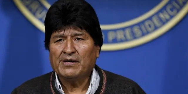 Rekaman Video Usaha Pembunuhan Eks Presiden Bolivia Evo Morales, Mobilnya Ditembaki Hingga Sang Sopir Berdarah-darah