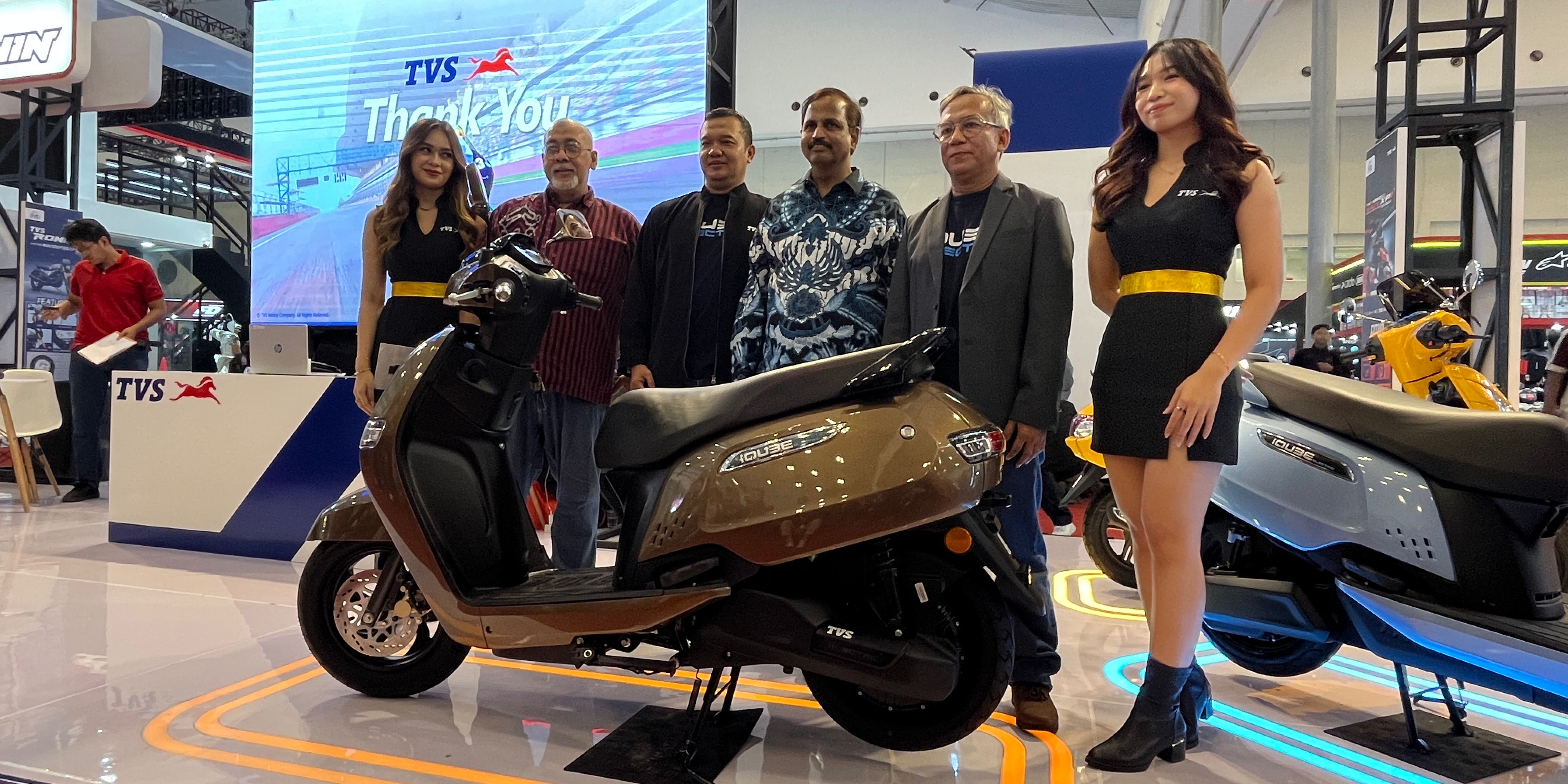 Cukup Rp8 Juta Bisa Bawa Pulang Motor Listrik TVS iQube S di IMOS 2024, Garansi 3 Tahun atau 36.000 Km