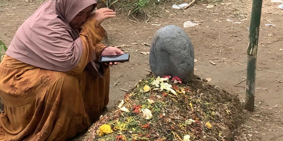 Penampakan Terbaru Makam Nia Gadis Penjual Gorengan, Sering Didatangi Peziarah Sampai Taburan Bunga Tinggi