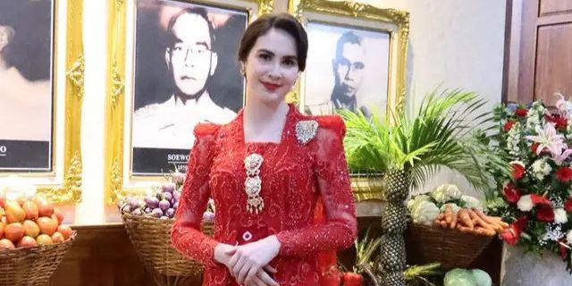 7 Potret Artis Indonesia yang Hidup Sederhana dan Jauh dari Gemerlap Kemewahan, Ada Istri Pejabat