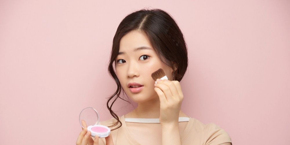 Bebaskan Diri dari Makeup Luntur dengan Rahasia Ampuh untuk Pengguna Kacamata