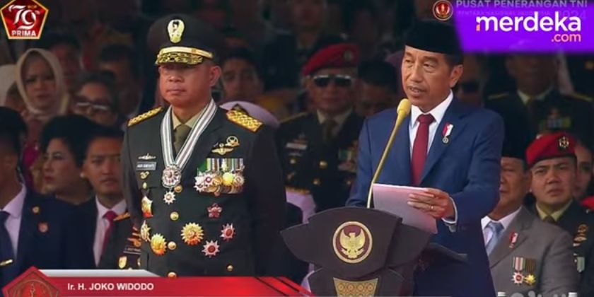 Momen Presiden Jokowi Sampaikan Terima Kasih Khusus untuk Prabowo Subianto di HUT ke-79 TNI