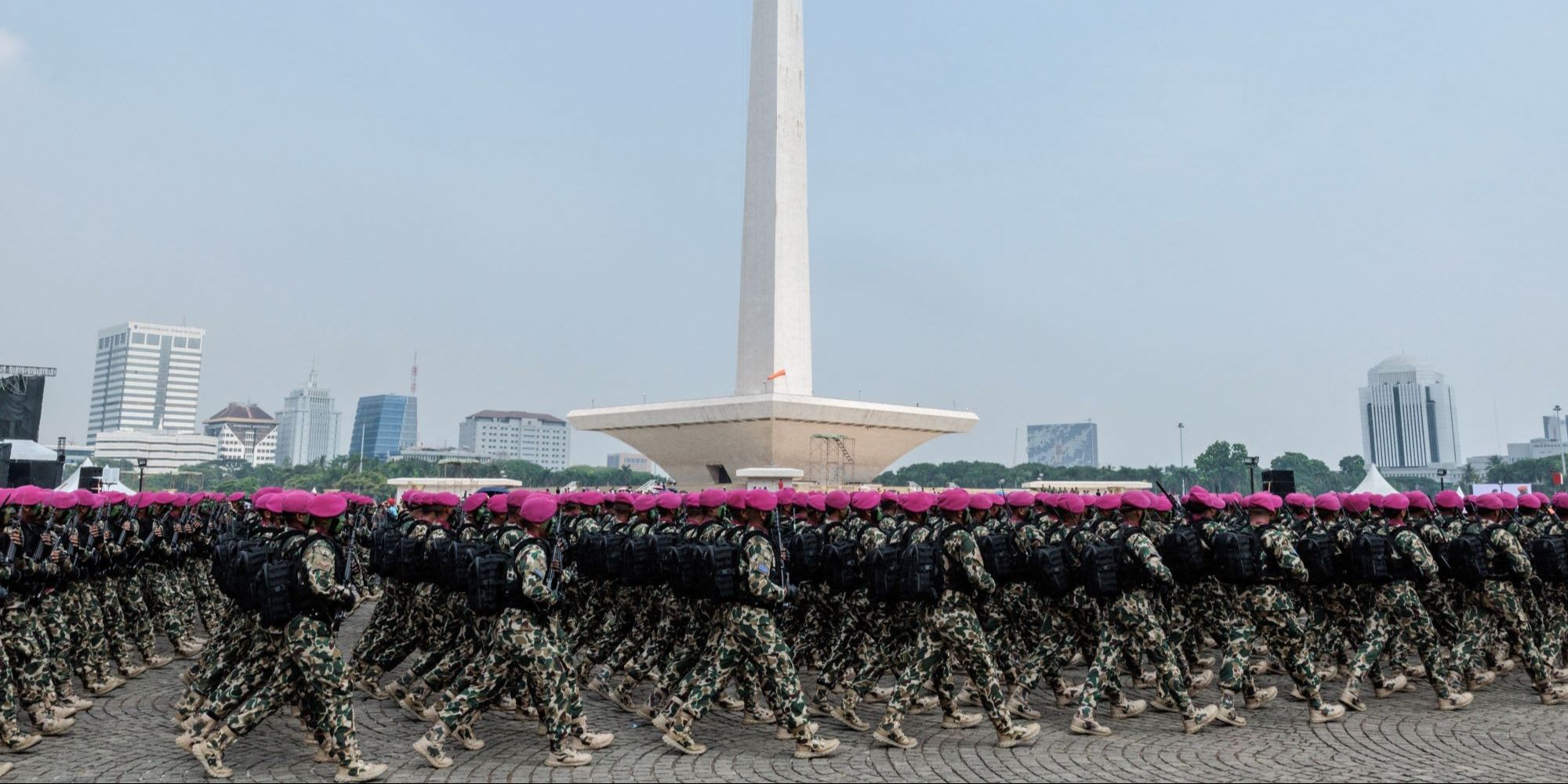 VIDEO: Defile Pasukan TNI di HUT ke-79, Gagah & Tangguh Dihormati Jokowi hingga Prabowo