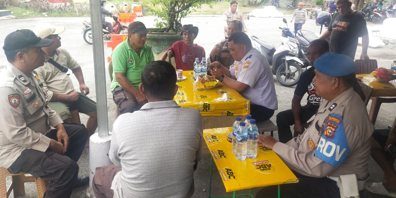 Polisi Datangi Penumpang Kapal dan Pedagang di Pelabuhan Pekanbaru, Ini Tujuannya