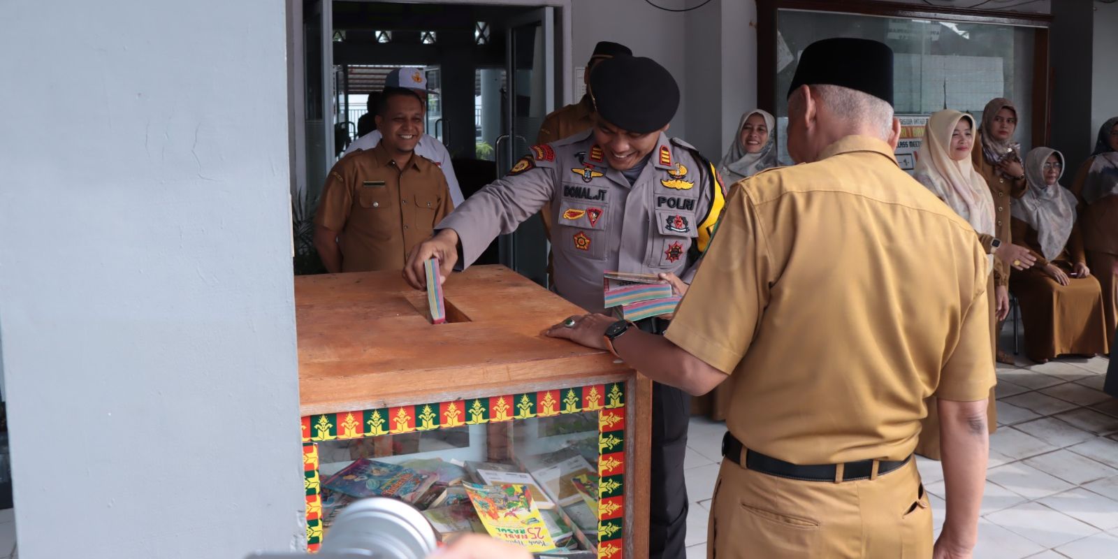 Polisi Datangi SMA di Bangkinang Kota Kampar, Ingatkan Pelajar Jaga Ketertiban Jelang Pilkada