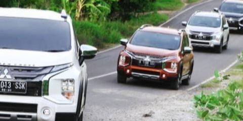 Teknik dan Tips Penting Mengendarai Mobil Matic di Jalur Menurun yang Curam