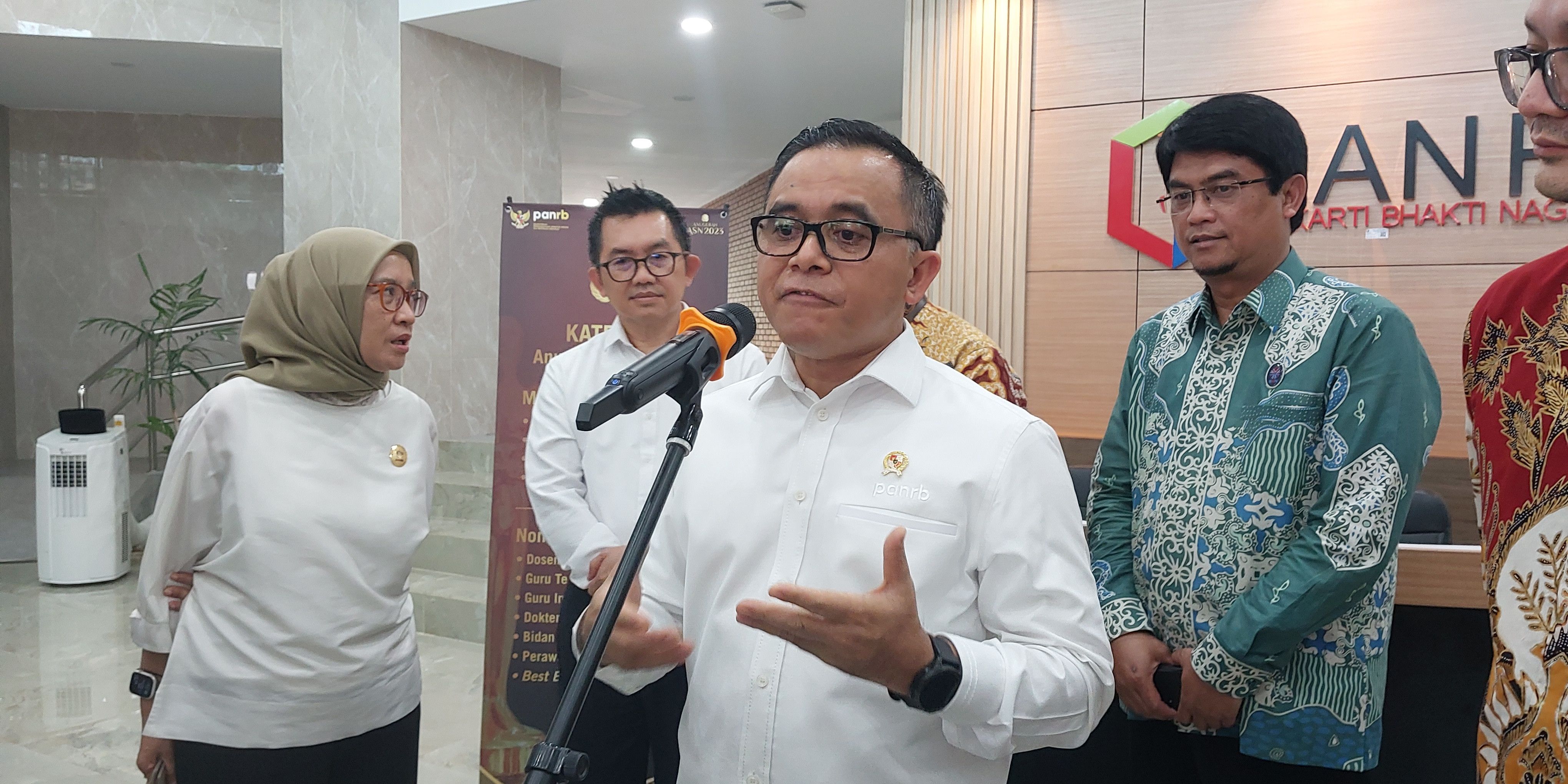 Respons MenPan-RB Azwar Anas Bakal Jadi Menteri Lagi di Kabinet Prabowo-Gibran