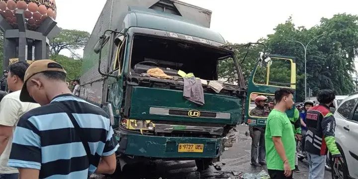 Total Korban Luka dan Kendaraan Rusak Buntut Kontainer Ugal-ugalan di Tangerang