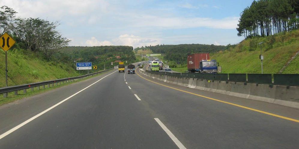 Sejarah Panjang Pembangunan Tol Cipularang, Rencana Awal Bernama Tol Cigolarang Lewat Jonggol dan Padalarang