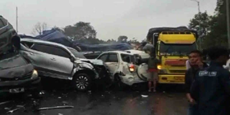 Fakta-Fakta Kecelakaan Beruntun di Tol Cipularang, Libatkan 19 Kendaraan hingga Tewaskan Anak 13 Tahun