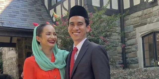 Potret Artis Cantik Tampil Pakai Kebaya Betawi, Ada Enzy Storia & Maudy Ayunda yang Cantiknya Jadi Sorotan